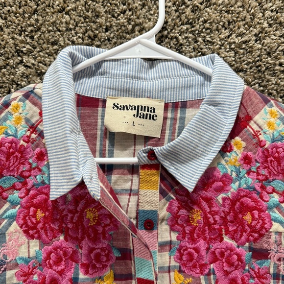 Savanna Jane Women‎ Sz Large Floral Embroidered Plaid Top Blouse roll tab sleeve - Picture 3 of 10